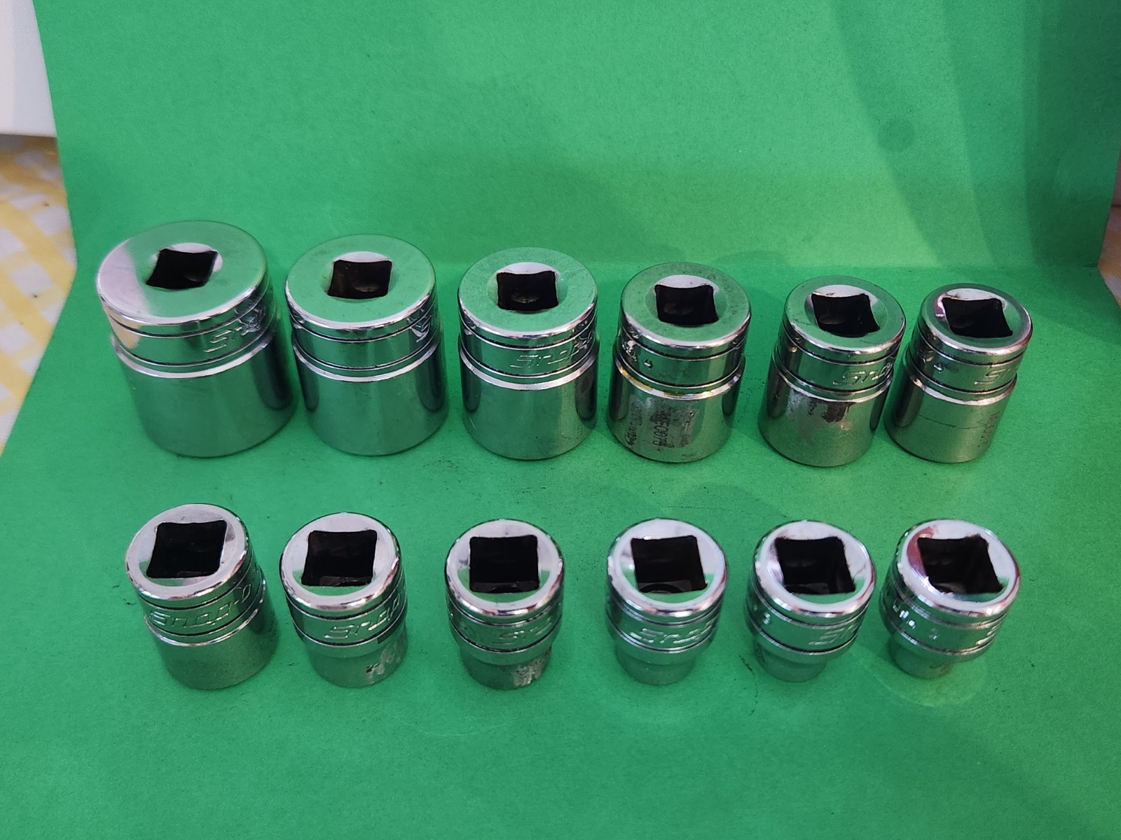 12pc. Snap On 211FY 3/8″ Dr. 12 Pt. Shallow SAE Socket Set 1/4″-7/8″
