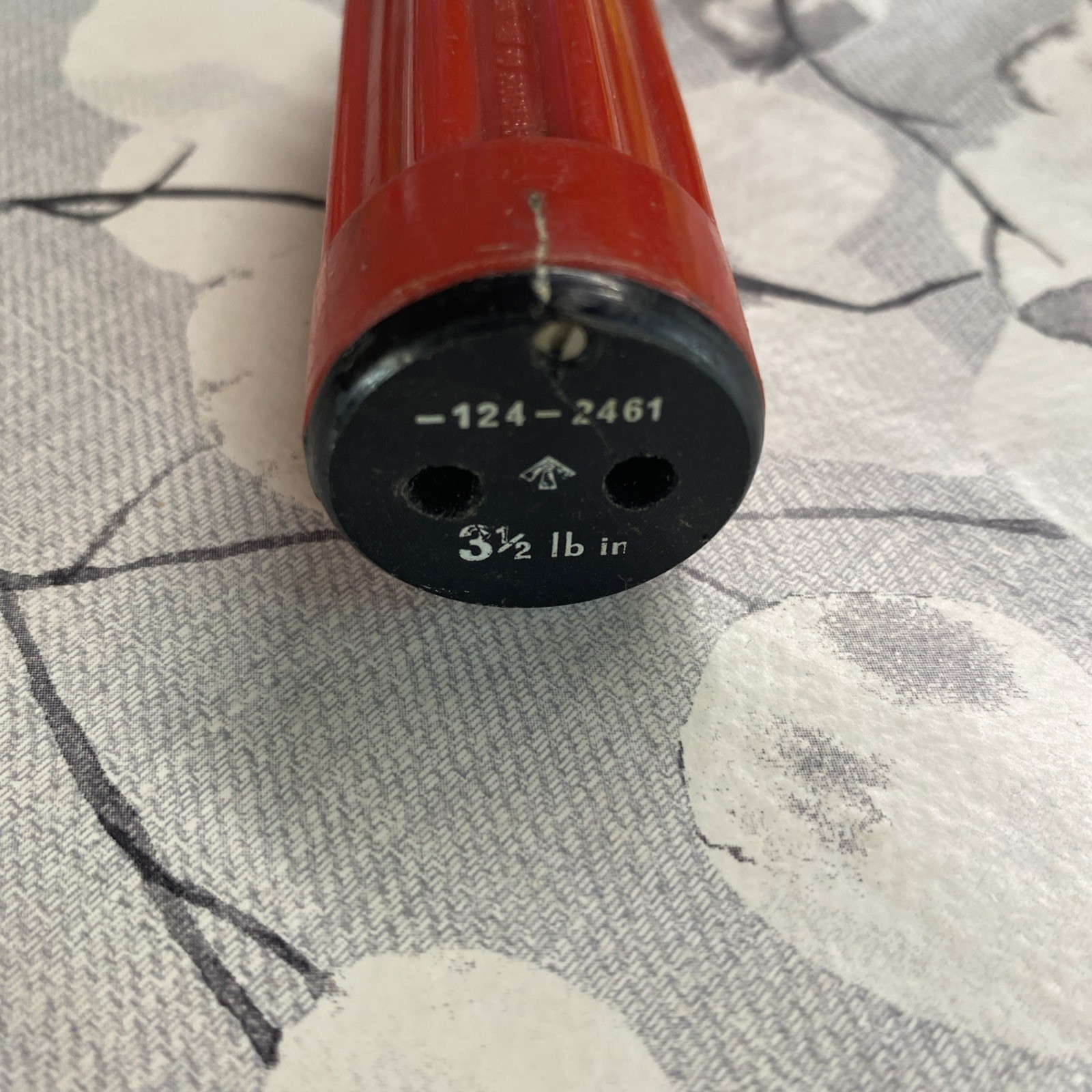 Soltork 124-2461 – 3.5 lbs/ins Pre-set Torque Driver Nutdriver 3/16″ Drive
