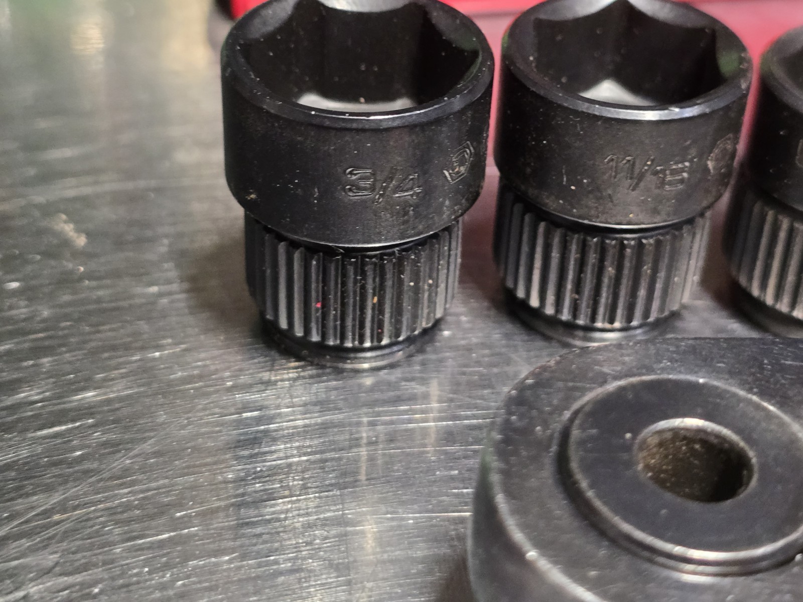 MATCO TOOLS MILTARY PASSTHTOUGH RATCHET AND SOCKET SET SAE. BIT DRIVER INCLUDED