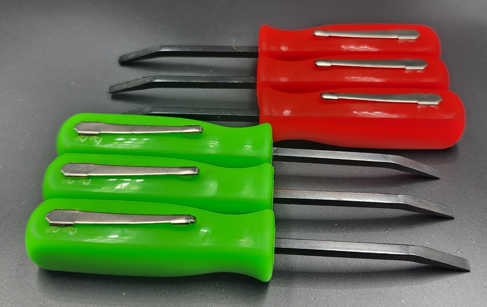 🔴🟢 6-Piece Red & Green Pocket Prybar Set – Dominate Your Automotive Tasks! 🚗