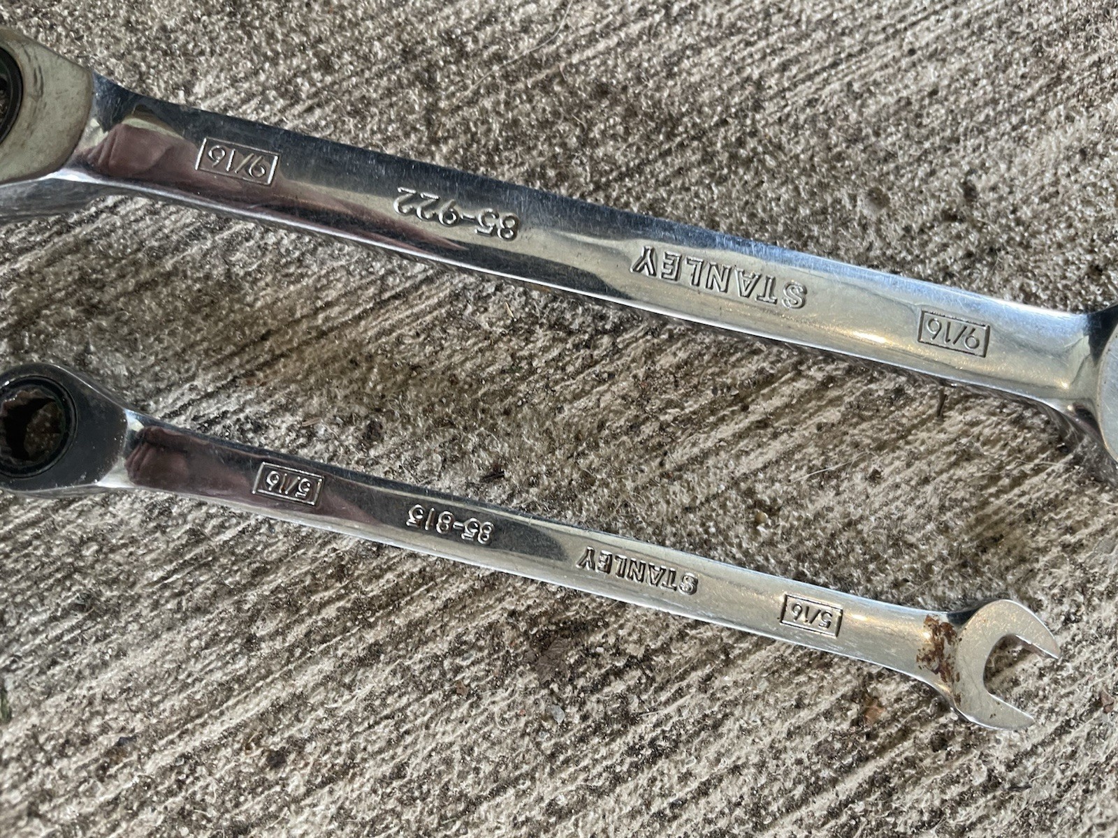 Lot Of 9 Ratcheting Combination Wrenches Metric And SAE