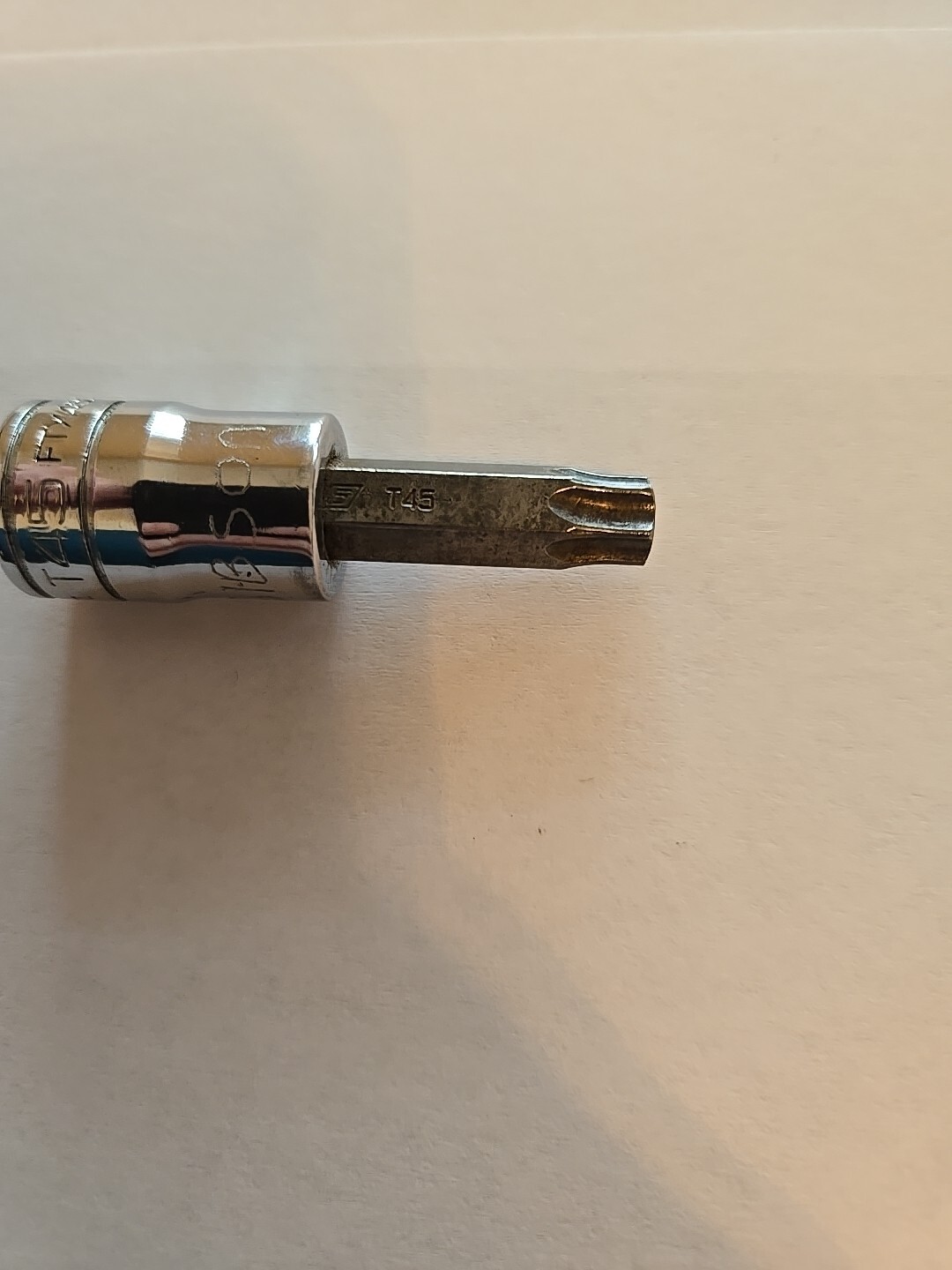 Snap On 3/8″ Drive T45 Torx Bit Driver Socket FTX45E