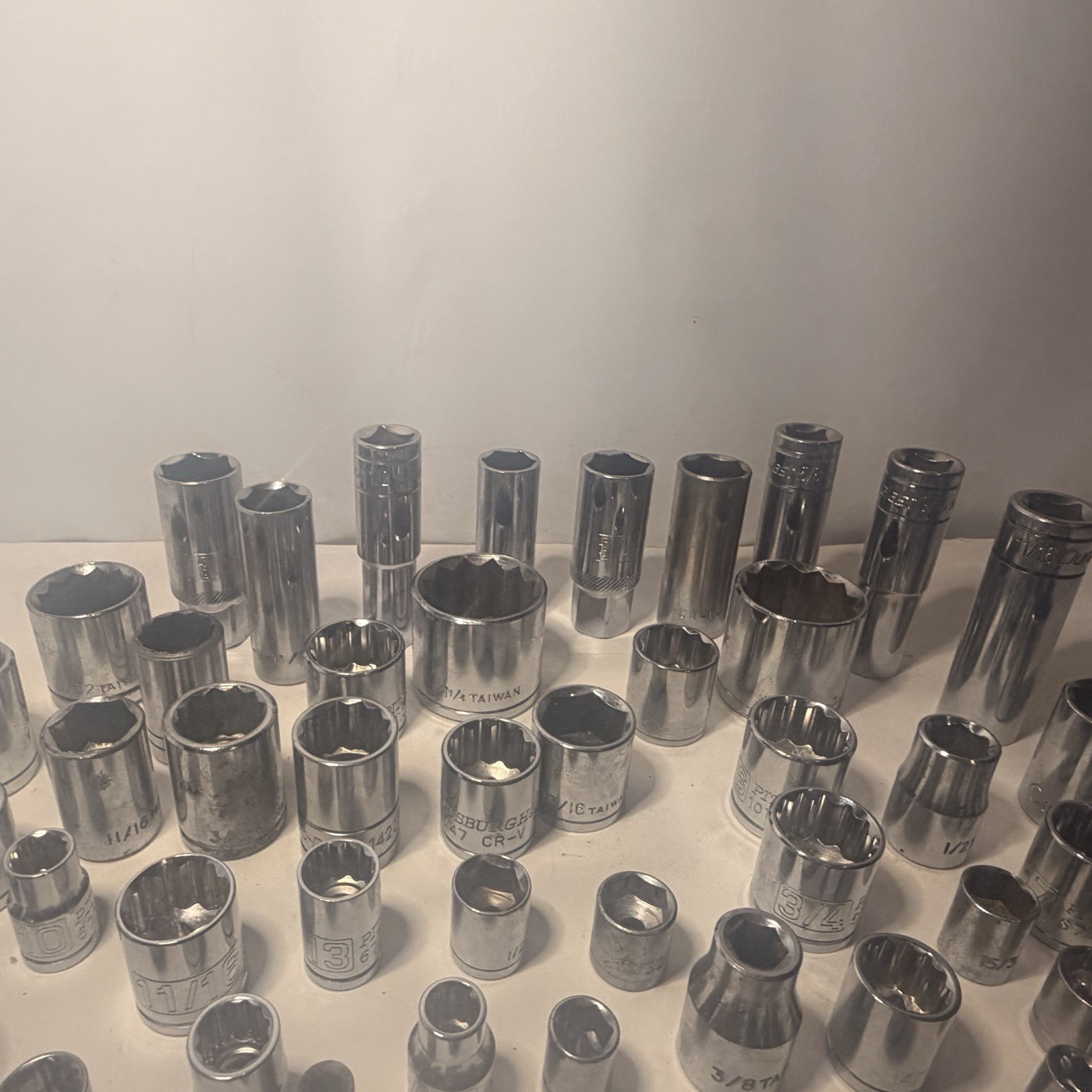 Almost 9lbs lot of Sockets Huge Bundle Bulk Tool Sockets! Mixed Brands 100+ Pc