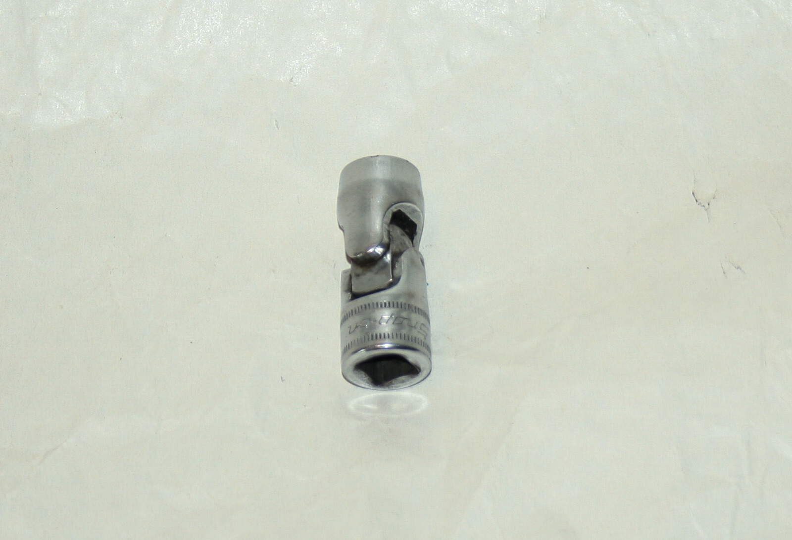 Snap On Tools FSUM12 12 mm Shallow Universal Socket