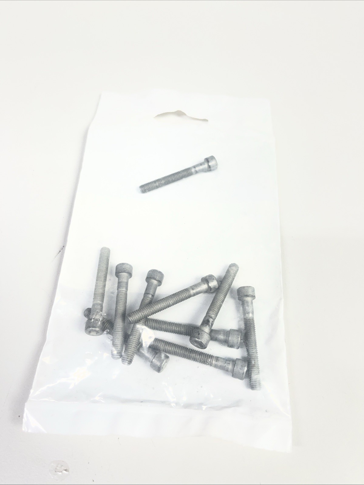 QTY 10 International 1696859C1 Screw Set Hex Socket