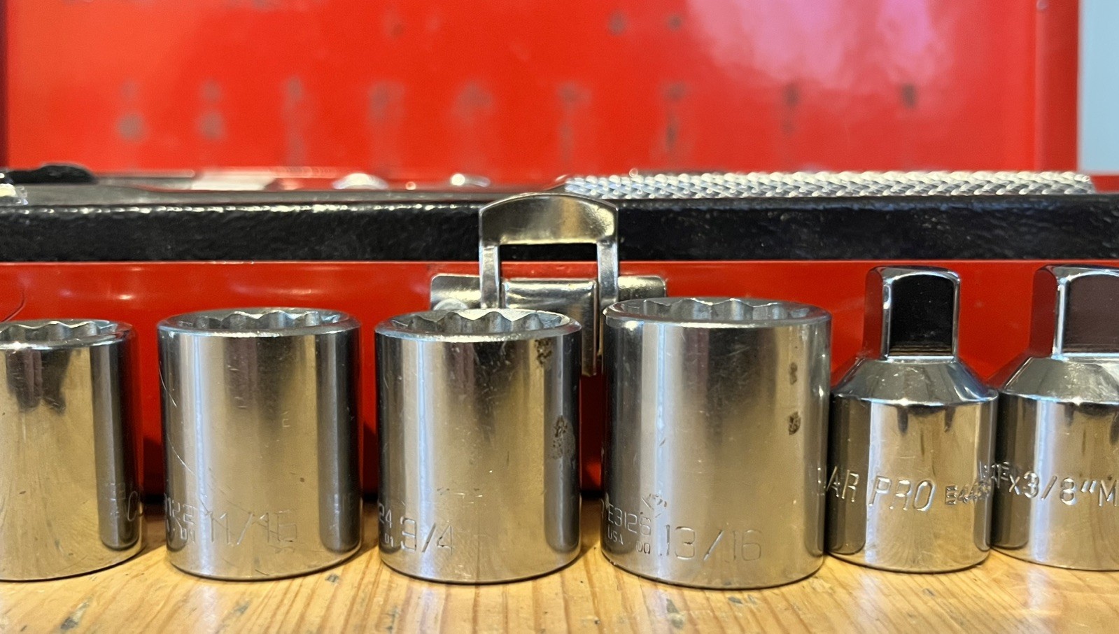 Lot of (20 pc) Cougar Pro by Wright Tools 3/8” Drive Ratchet Sockets – Most 12pt