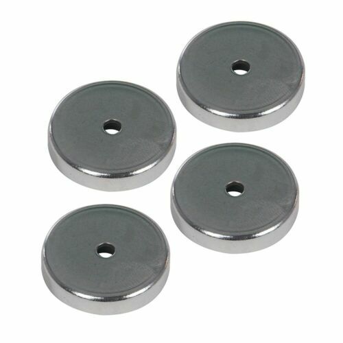 40 x Ferrite Magnet – 7.2Kg Pull Force Capacity Through Hole Mounting M5 Thread
