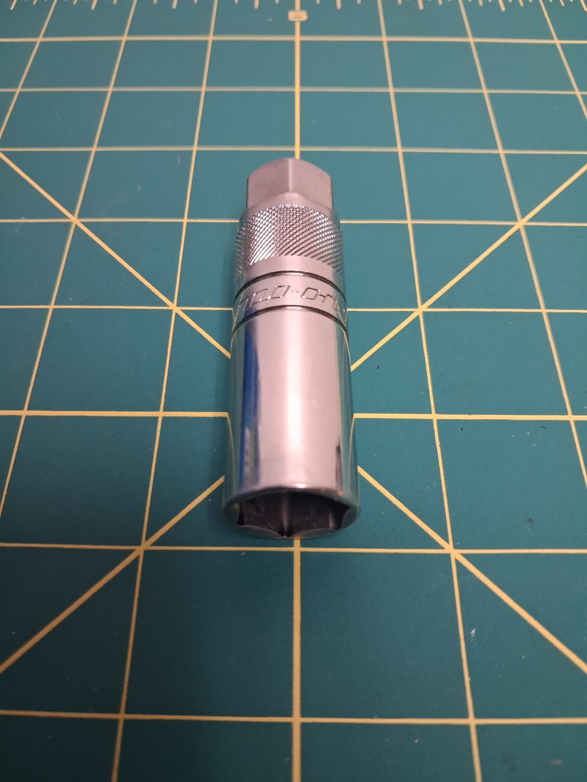 Snap On Tools 3/8″ Drive 5/8″ Retention Spark Plug Socket S9706KR USA 🇺🇸