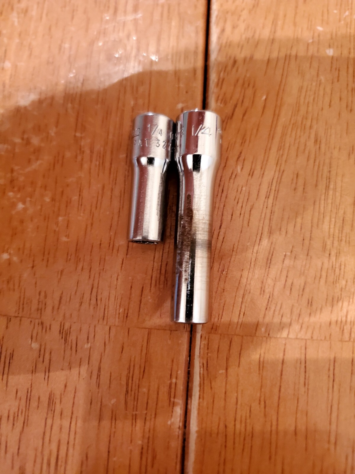 Snap On 1/4 Drive 1/4 12PT Semi Deep/Deep Sockets Lot Of 2
