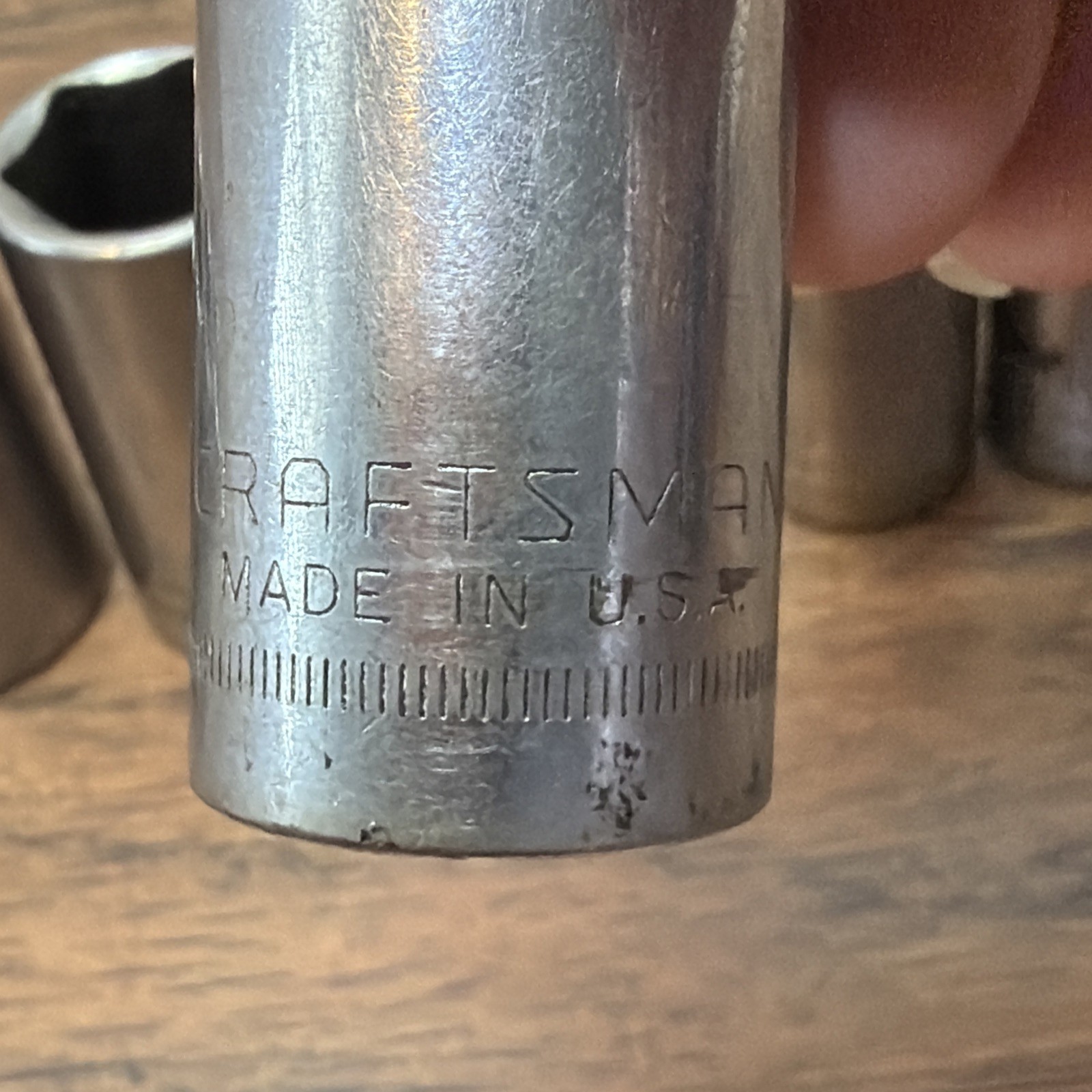 Craftsman USA GK 8 pc 3/8″ Drive Metric Mid-Length Socket Partial 10-19mm 43219