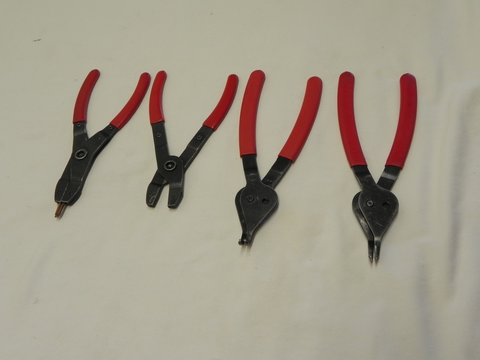 Mac 4 Piece Snap Ring Pliers Set Red