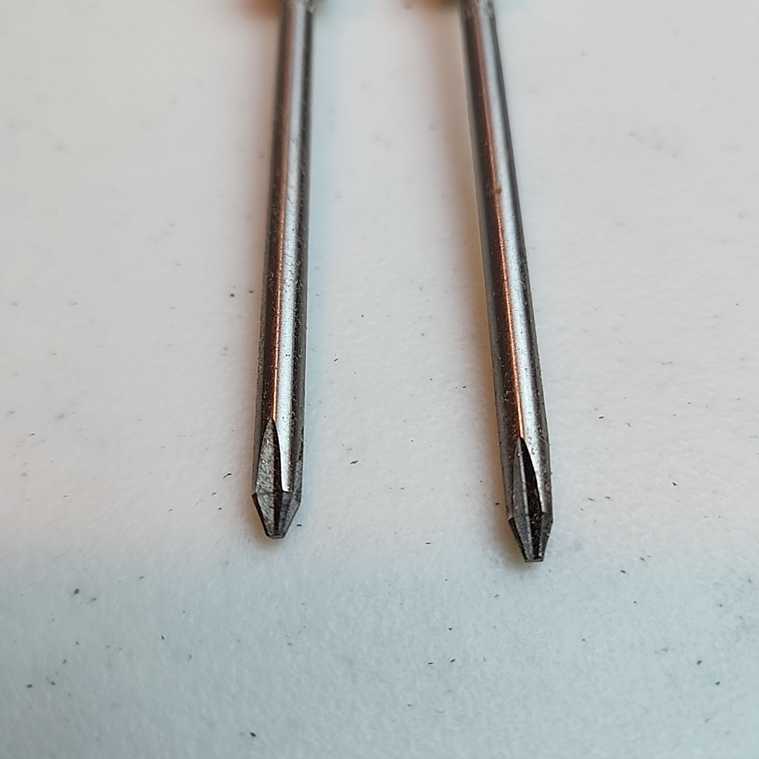 x2 Apex Dayton 1201 Phillips Screwdrivers Wood Handle Super USA Made #1 Vintage