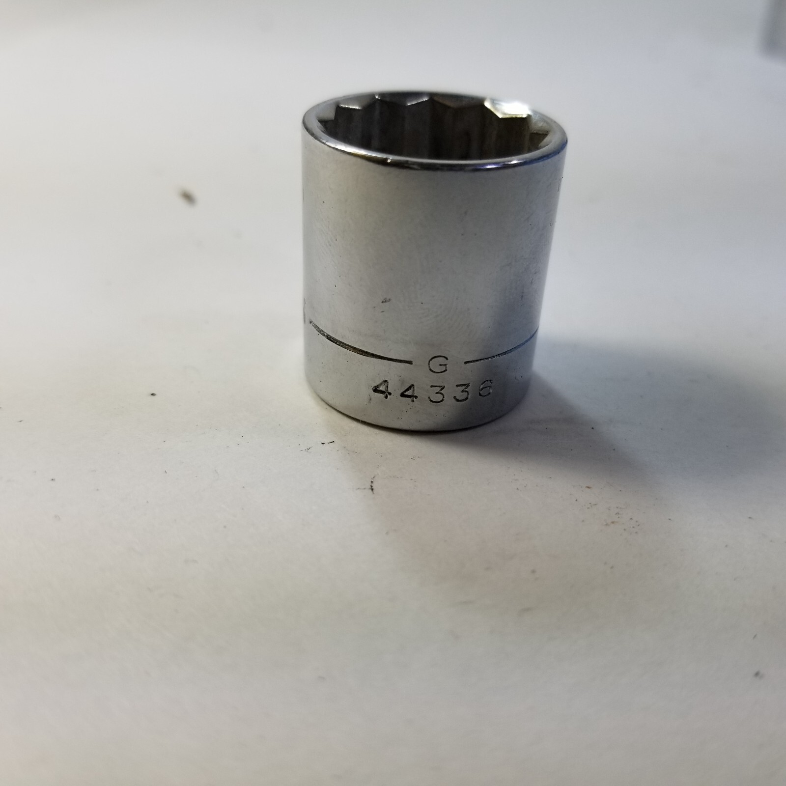 Craftsman -G- 11/16″ 12 Point Shallow Chrome Socket 3/8″ Drive 44336 USA