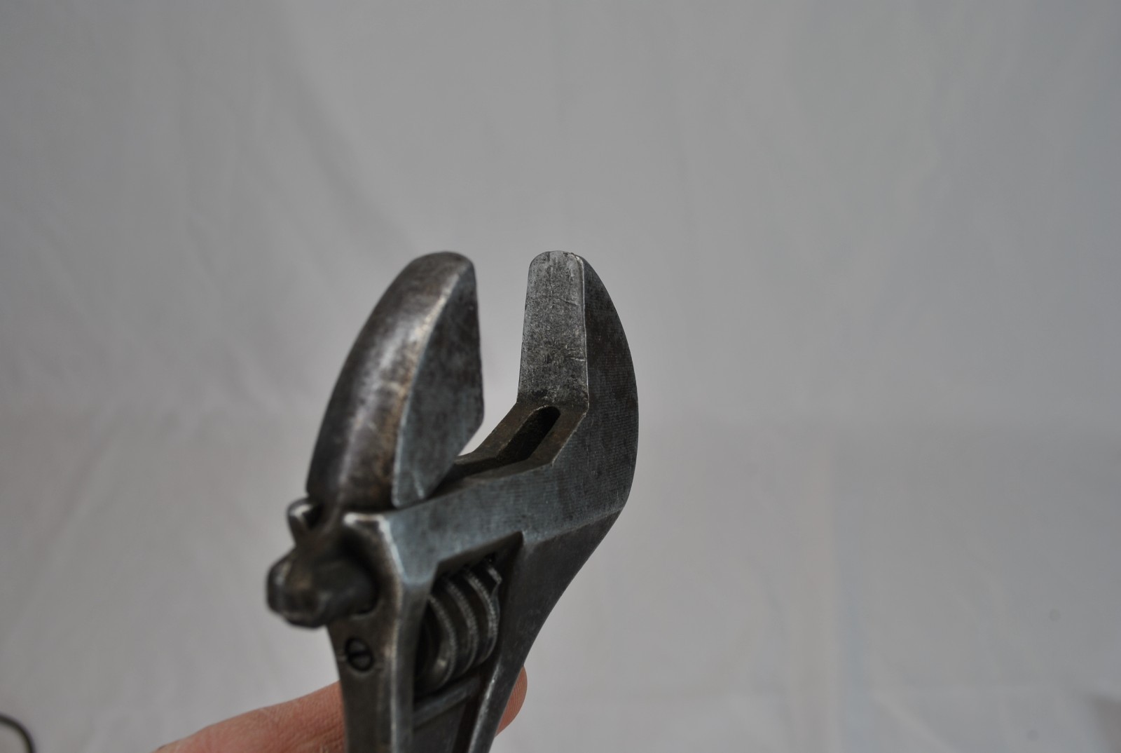 Blue-Point Tools by Snap-on 12″ Long Industrial Finish Adjustable Wrench GAJ12A