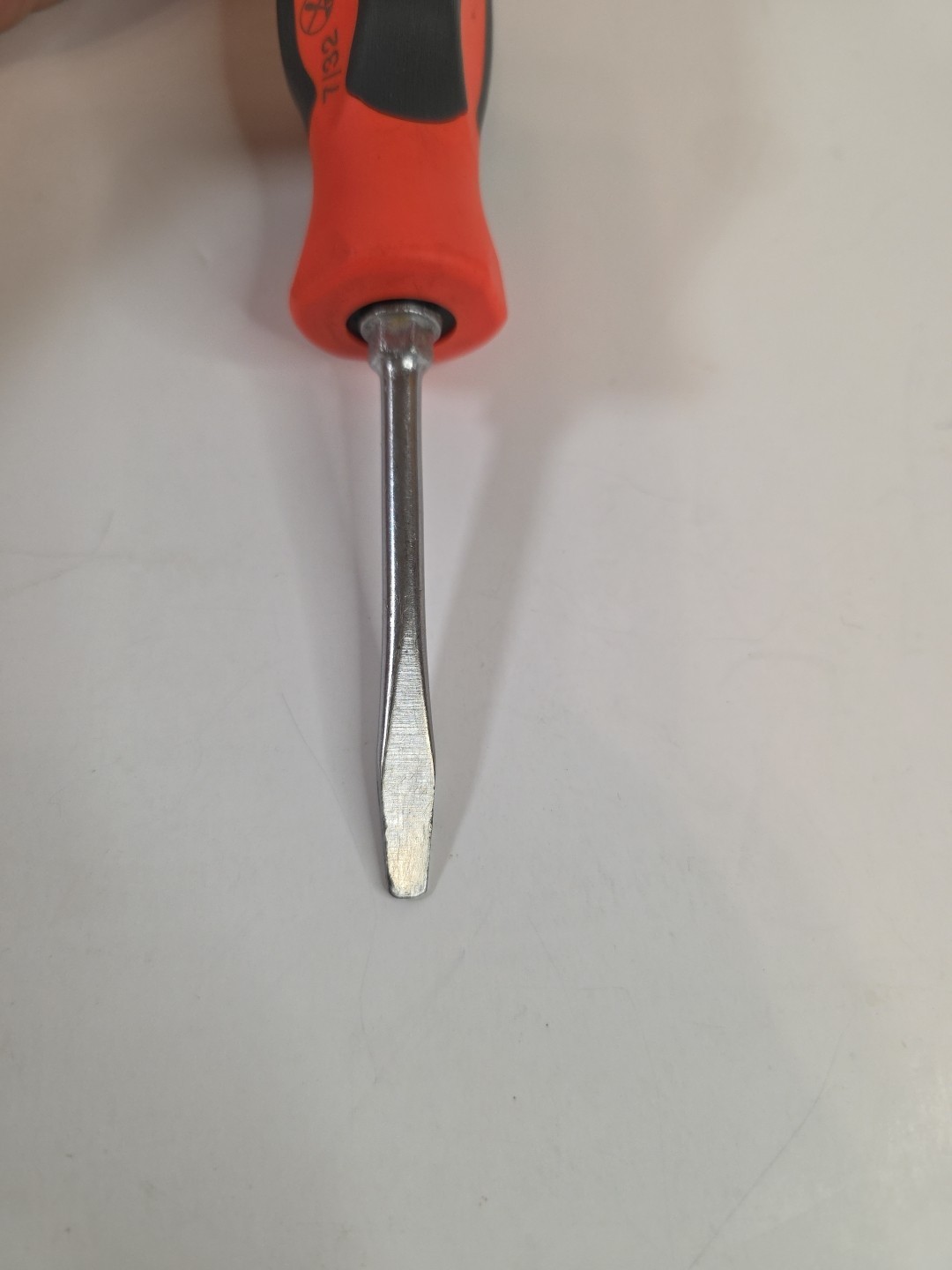 Snap-on Flat Tip 7/32 Blade Instinct Orange Soft Grip Screwdriver SHD2