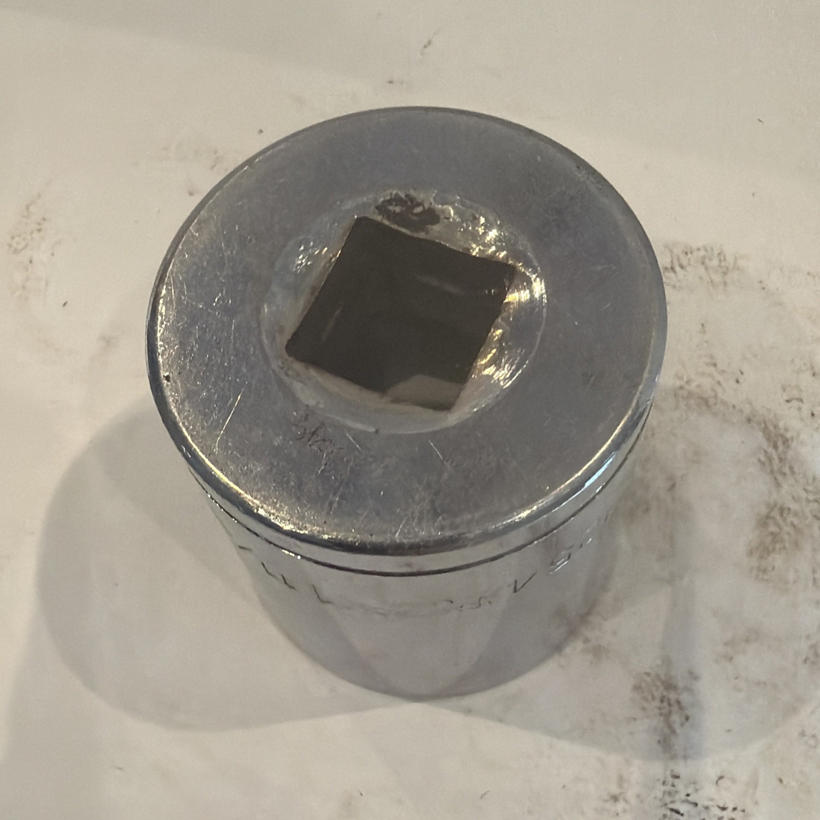 Armstrong H-1254 ~ 3/4″ Drive ~ 1-11/16″ ~ 12 Point ~ Shallow Chrome Socket TT47
