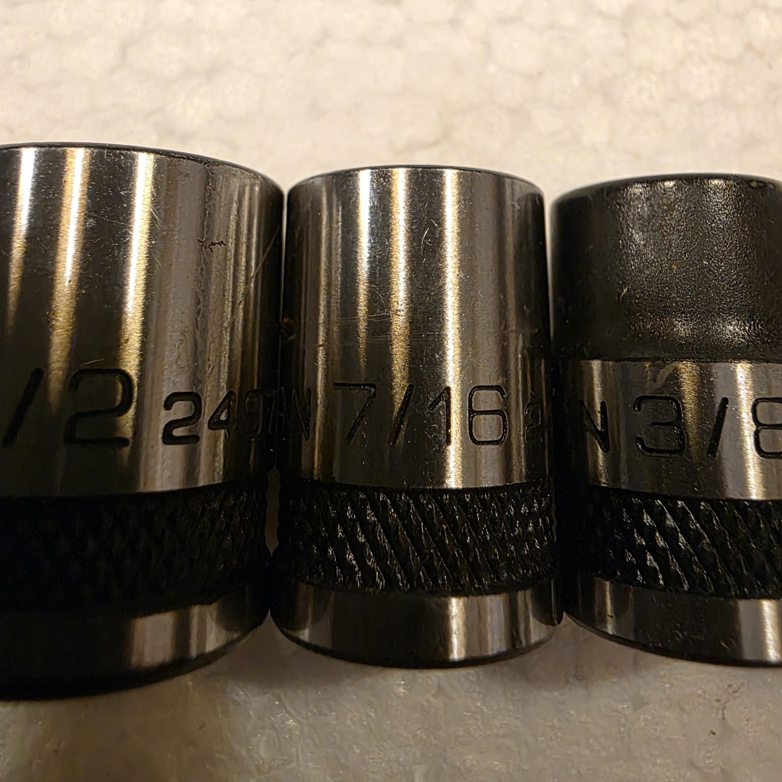 Craftsman Ratchet Socket Set 3/8″ Drive 24963 19 Peice SAE & Metric Black Oxide
