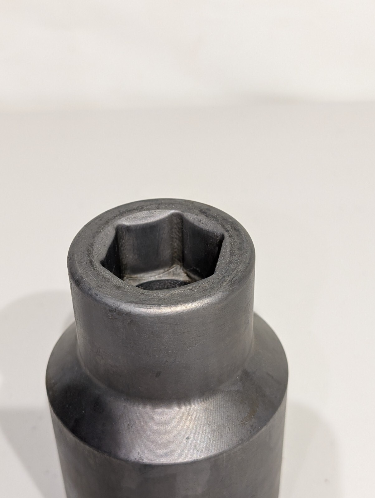 Ozat 2422M35L: 1-3/8″ Deep Impact Socket 1-1/2″ Drive 6 Point Made in Israel