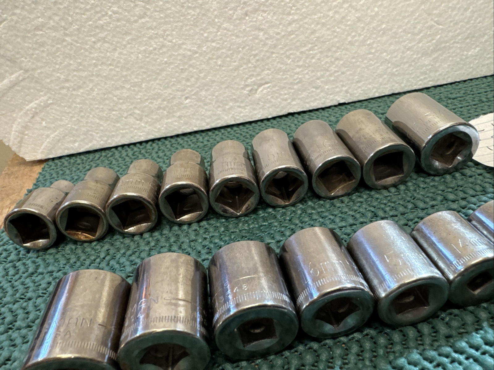 Lot Of 18 Craftsman Metric Sockets In Great Shape USA See Pictures 2 Sets