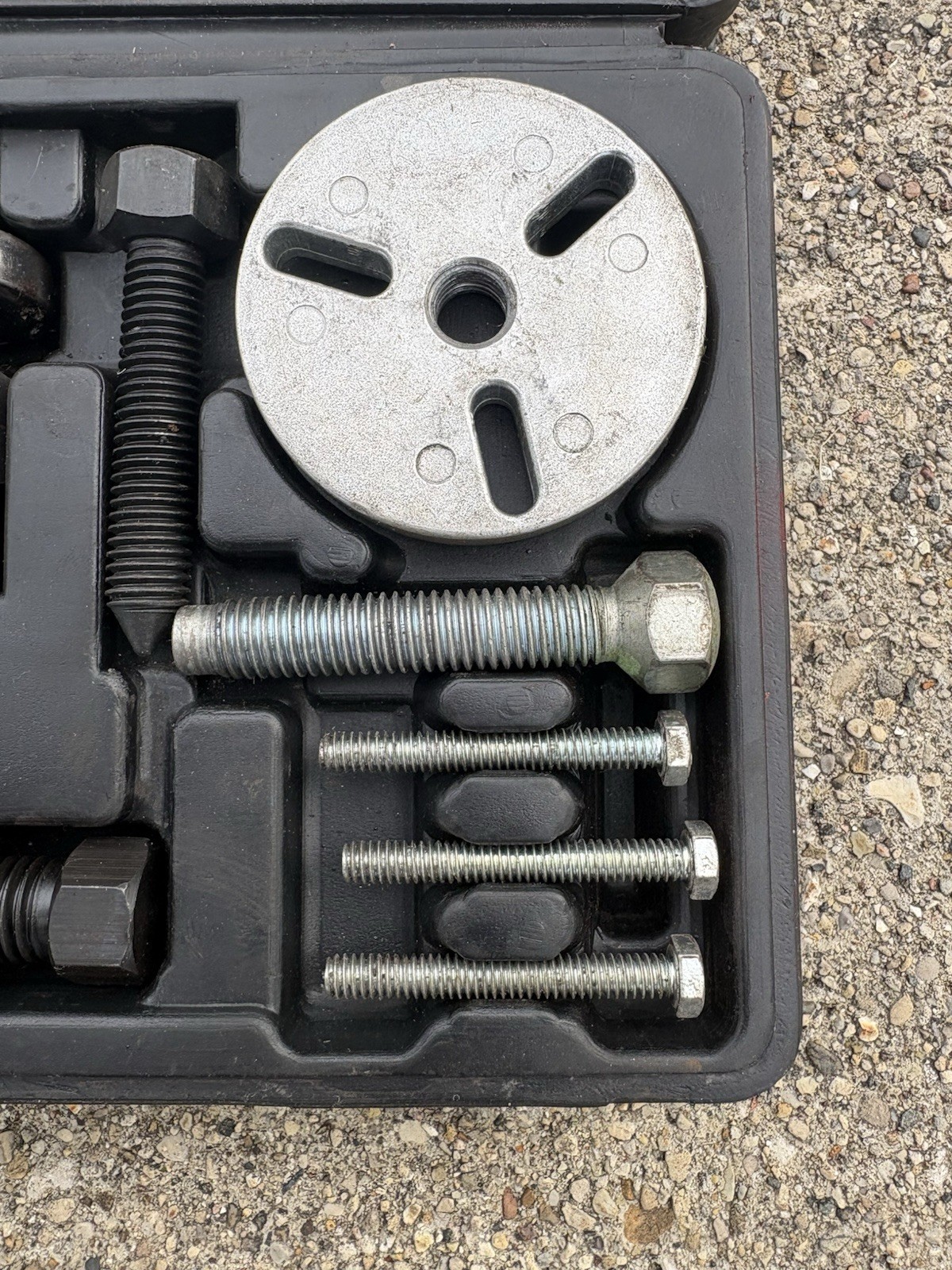 Snap-on ACT1300A Deluxe A/C Clutch Hub Puller Installer Set
