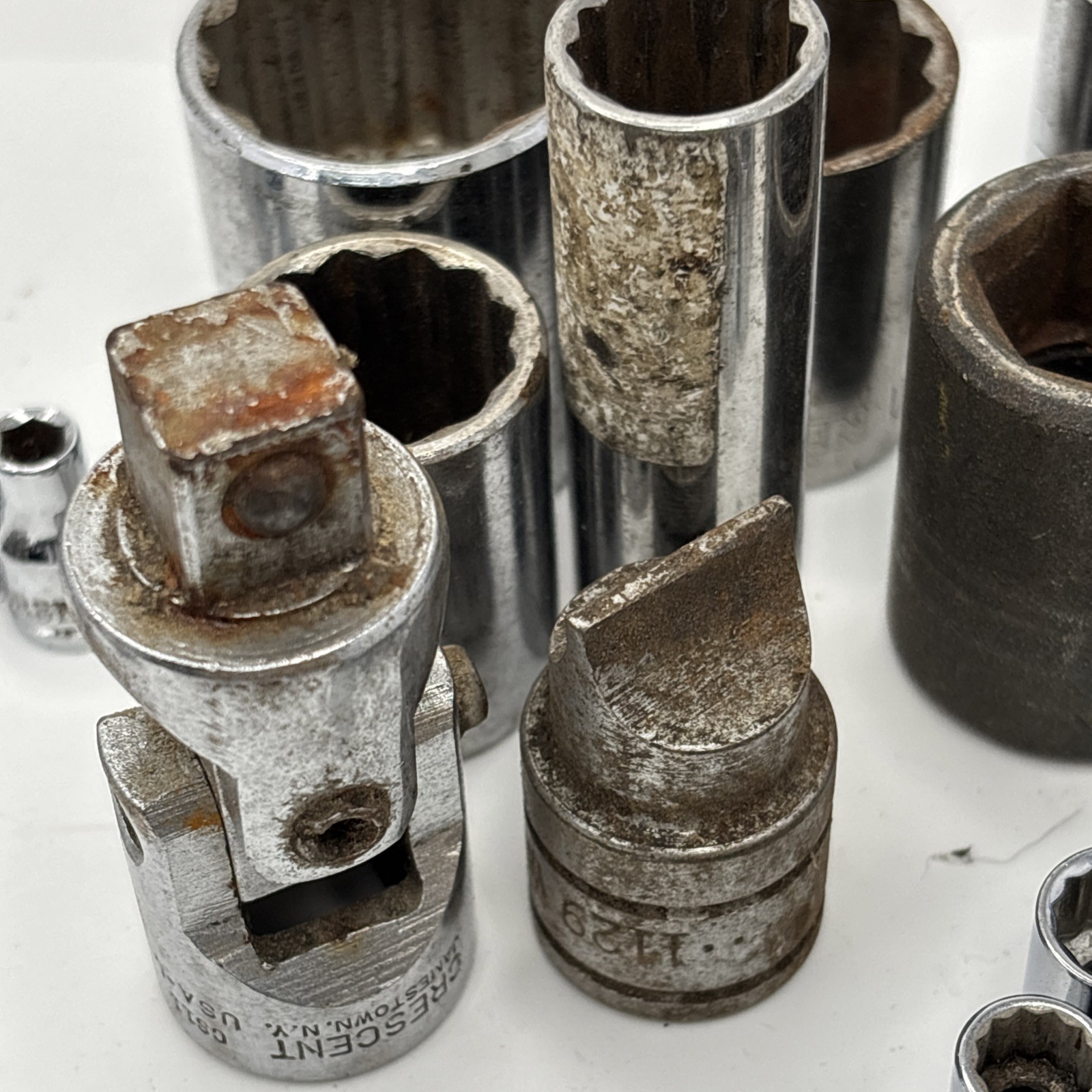 Lot of 100 + USA Assorted Sockets SAE & Metric Mixed Brands Various Drives READ