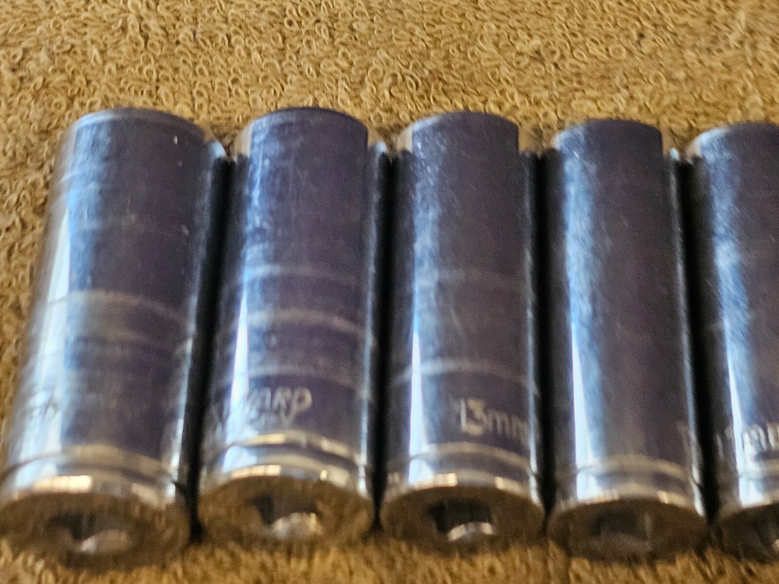 14 Westward Sockets 1/4 Drive Deep Well 15 14 13 12 11 10 9 8 7 6 5.5 Metric Set