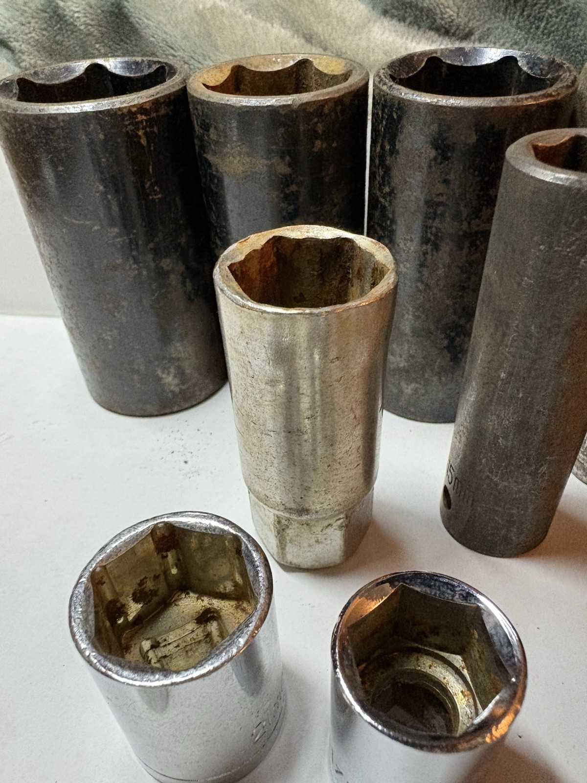 Lot of 36 Assorted Sockets Deep & Short Well 1/2″Drive 6 & 12 Point Metric & SAE
