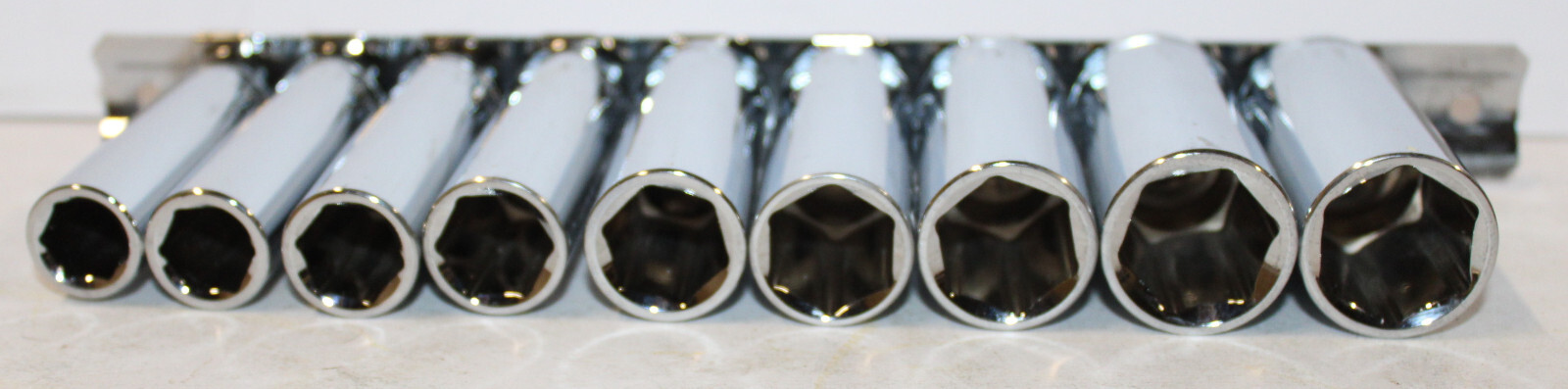 Chrome Vanadium 9 Pc 3/8″ Dr. 6pt Deep Metric Socket Set 11-19mm AO4056055