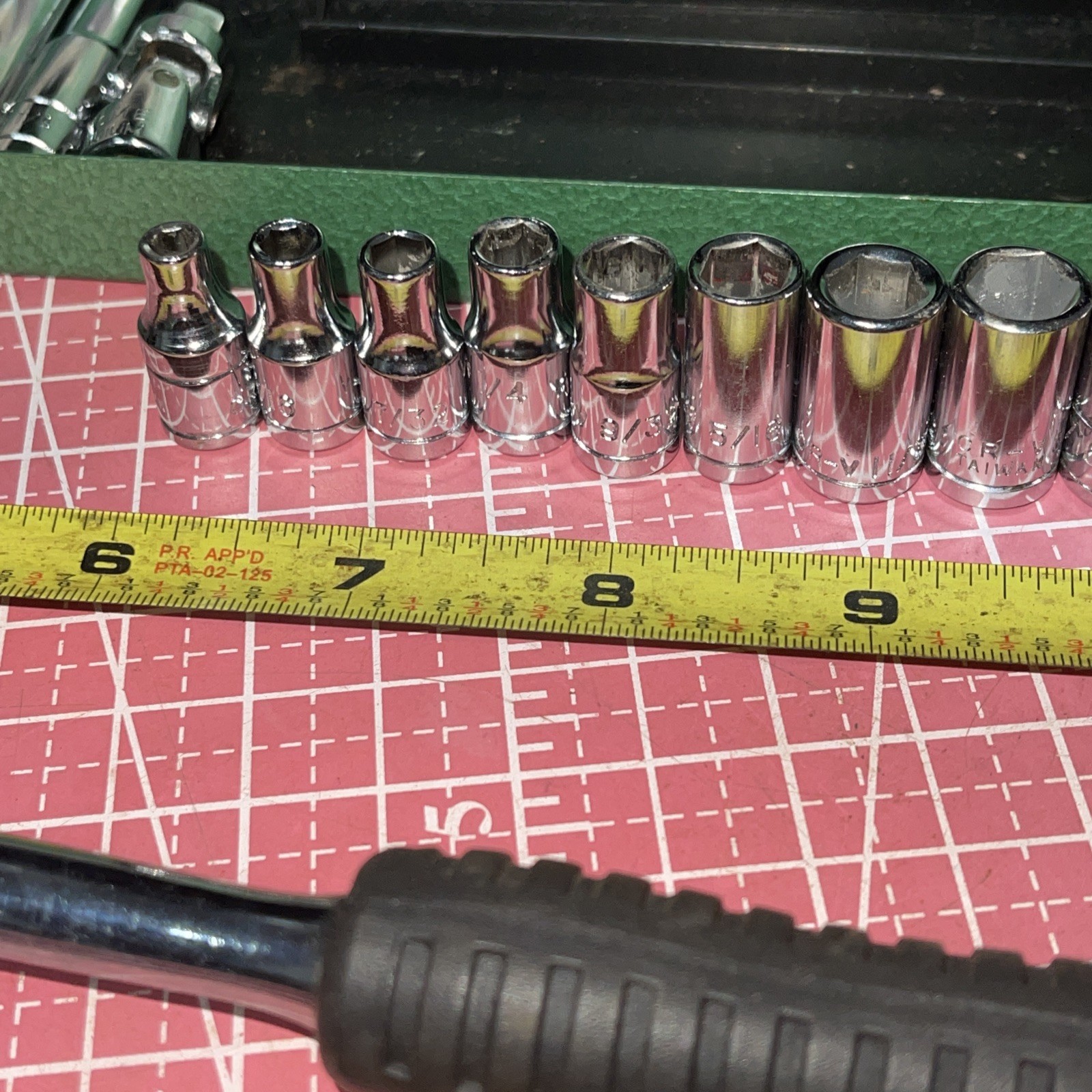 Buffalo 21 Piece 1/4 Drive SAE 6 Point Deep & Standard Socket Set Vintage Case