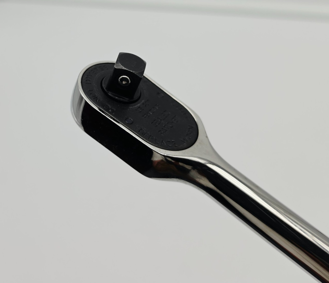 Snap-On FHLL100 3/8″ Drive Long Handle Ratchet 100 Tooth Red Soft Grip