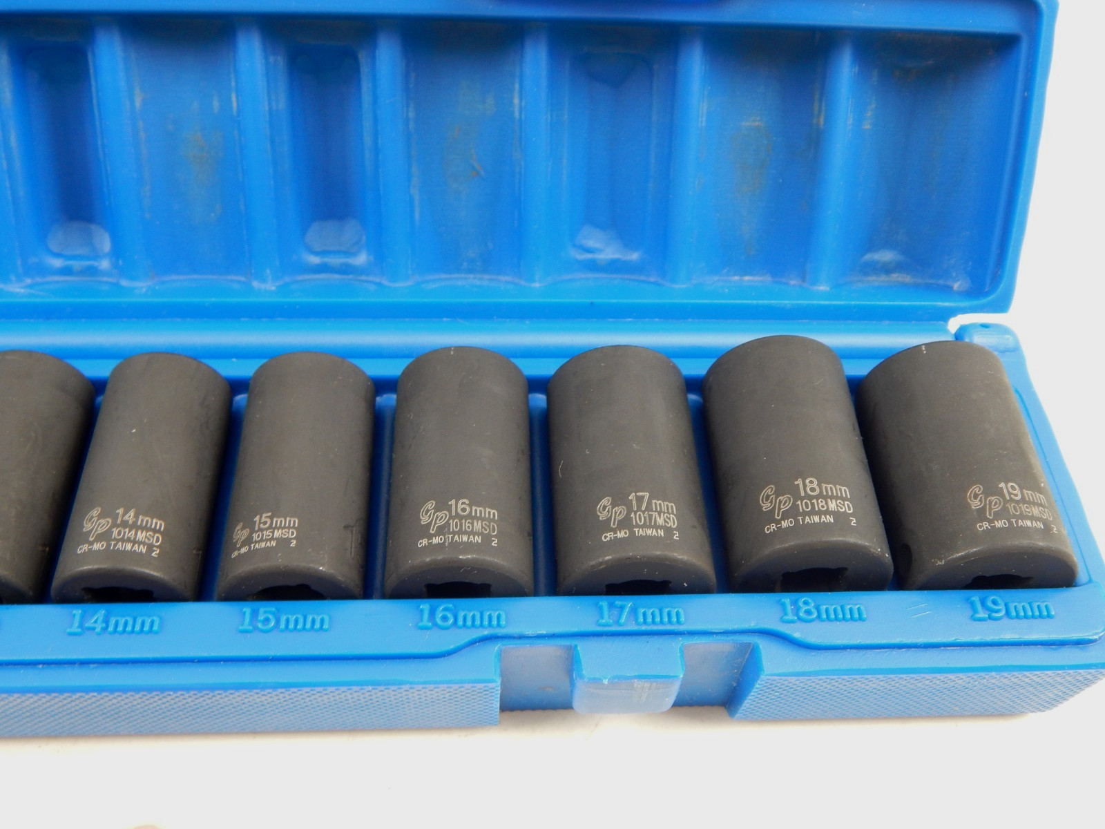 Grey Pneumatic 1213MSD 3/8″ Drive Semi-Deep Impact Socket Set 13 Pieces 7-19mm