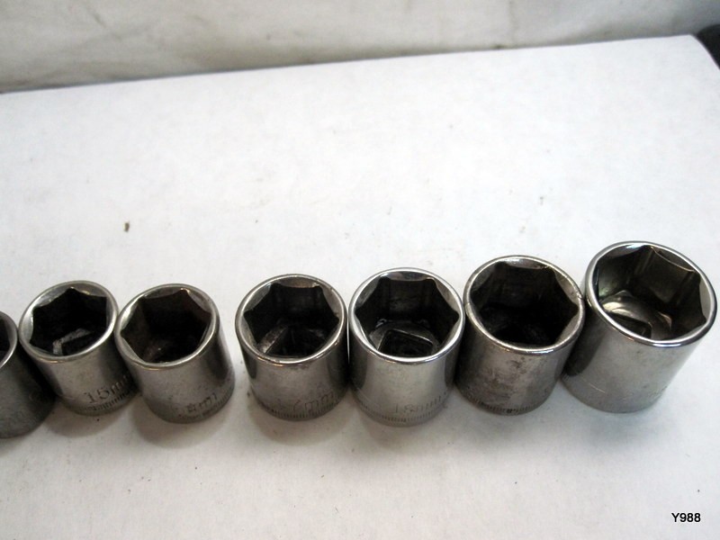 CRAFTSMAN set of 16 sockets mix lot see description