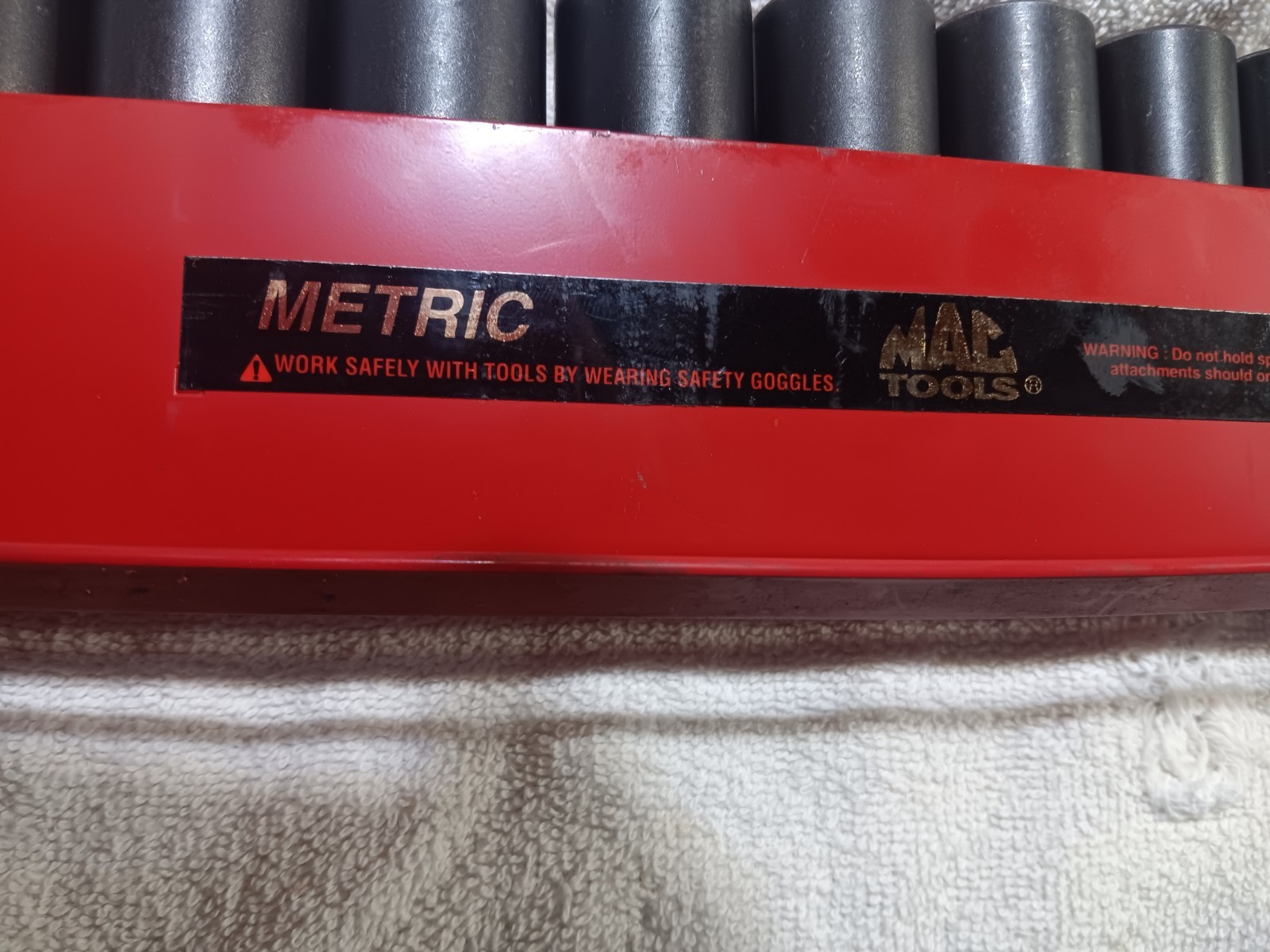 Mac Tools 16 Pc. ¹½» Drive, 6 Point Deep Impact Socket Set With Tray
