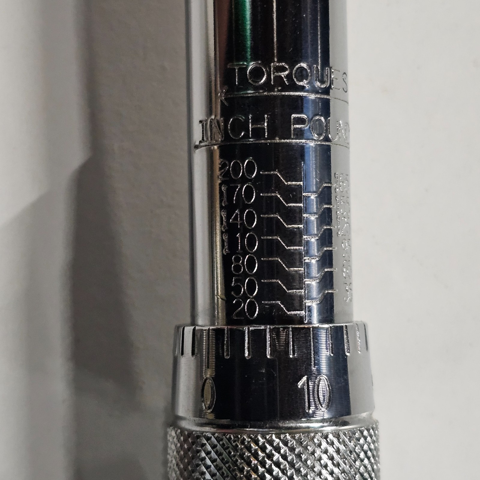Torque wrench 1/4 Drive Pre Set 20 to 200 Inch pounds