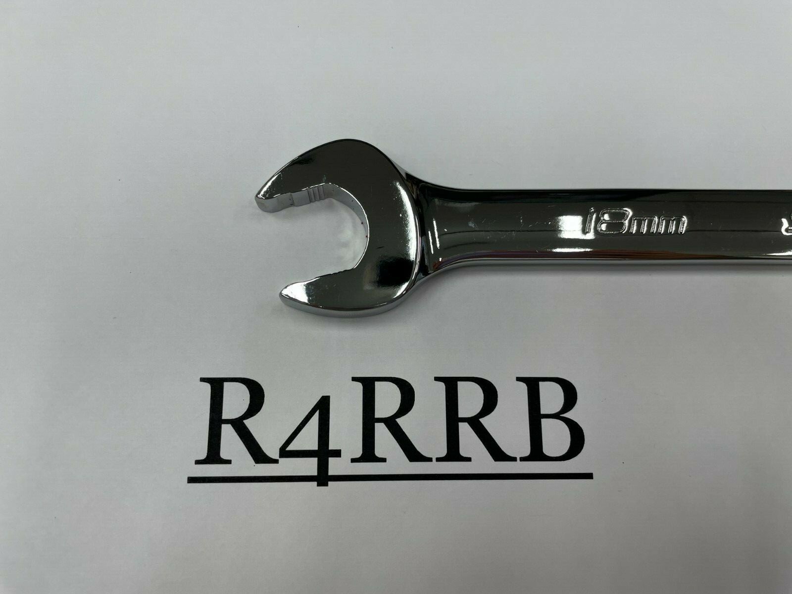Snap-on Tools USA NEW 18mm Metric Reversible Ratcheting Wrench SOXRRM18A