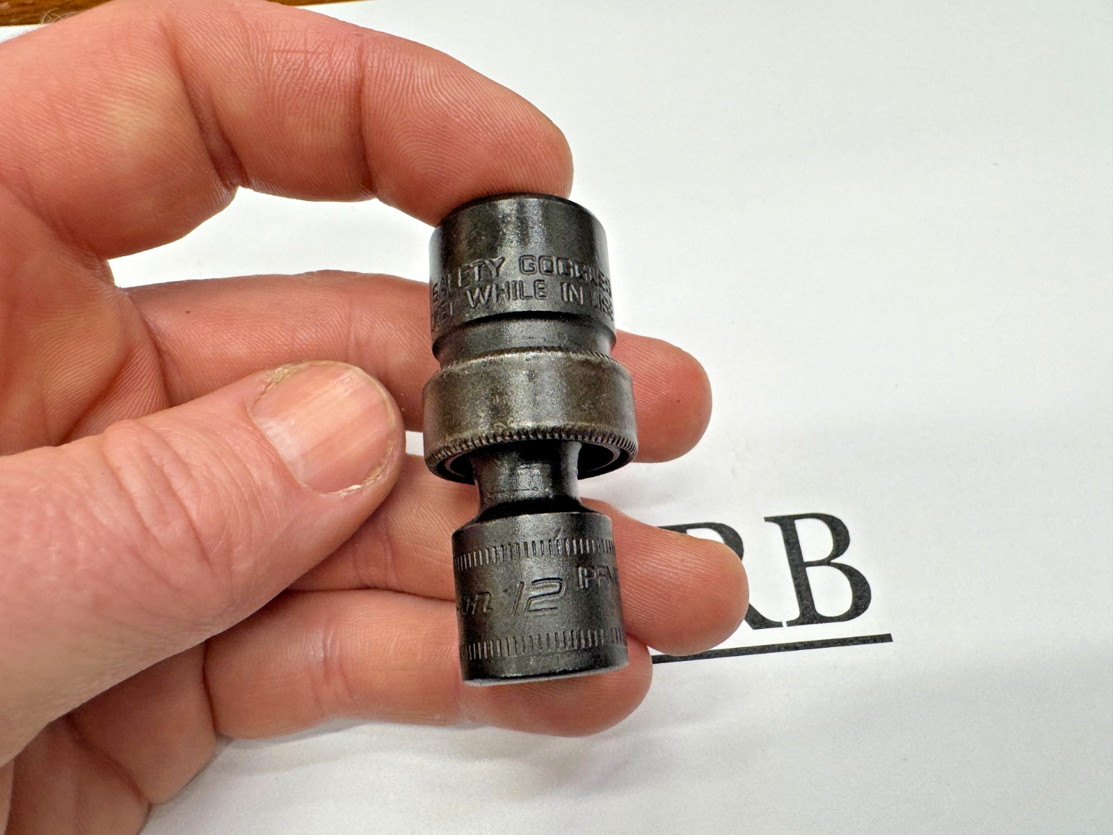Snap-on Tools USA 3/8″ Drive 12mm Metric 6PT Impact Swivel Socket IPFM12B NICE