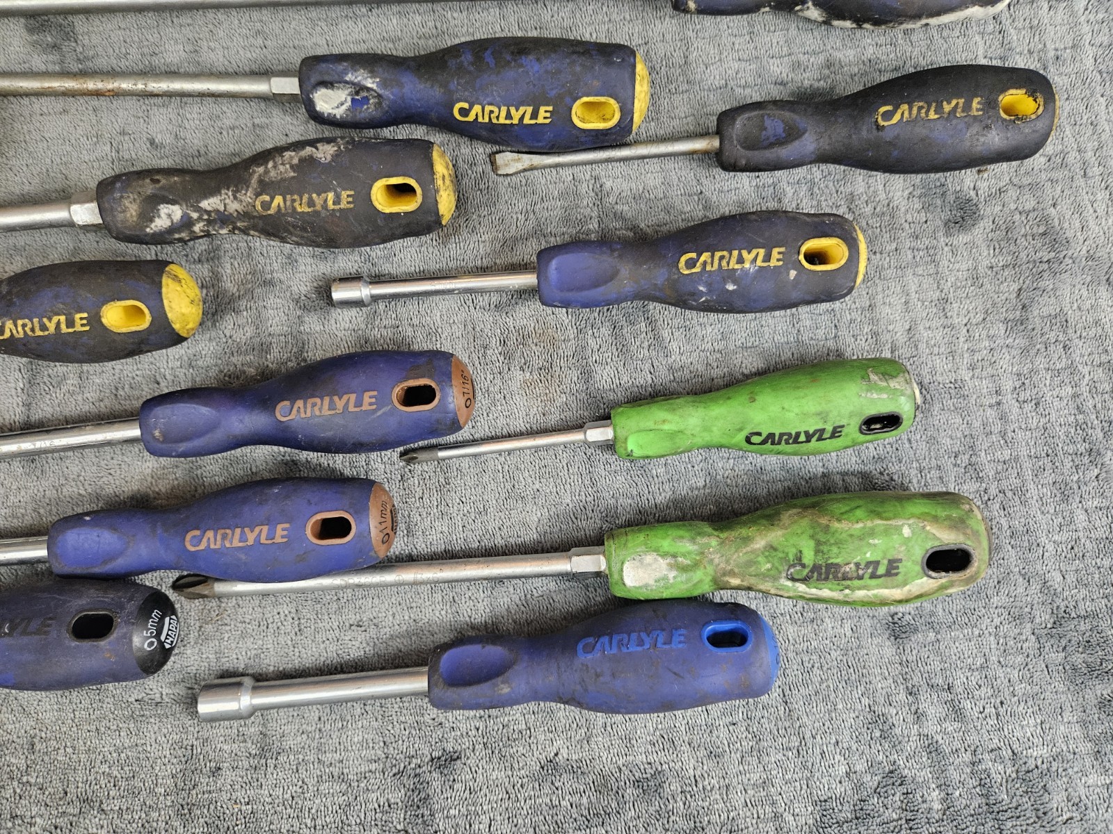 Assorted Sets Of Carlyle Handheld Screwdriver 15 Pcs
