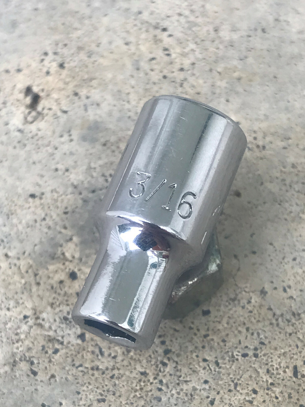 Mac Tools M66 – 3/16″ Shallow 6 Point 1/4″ Drive Chrome Socket USA