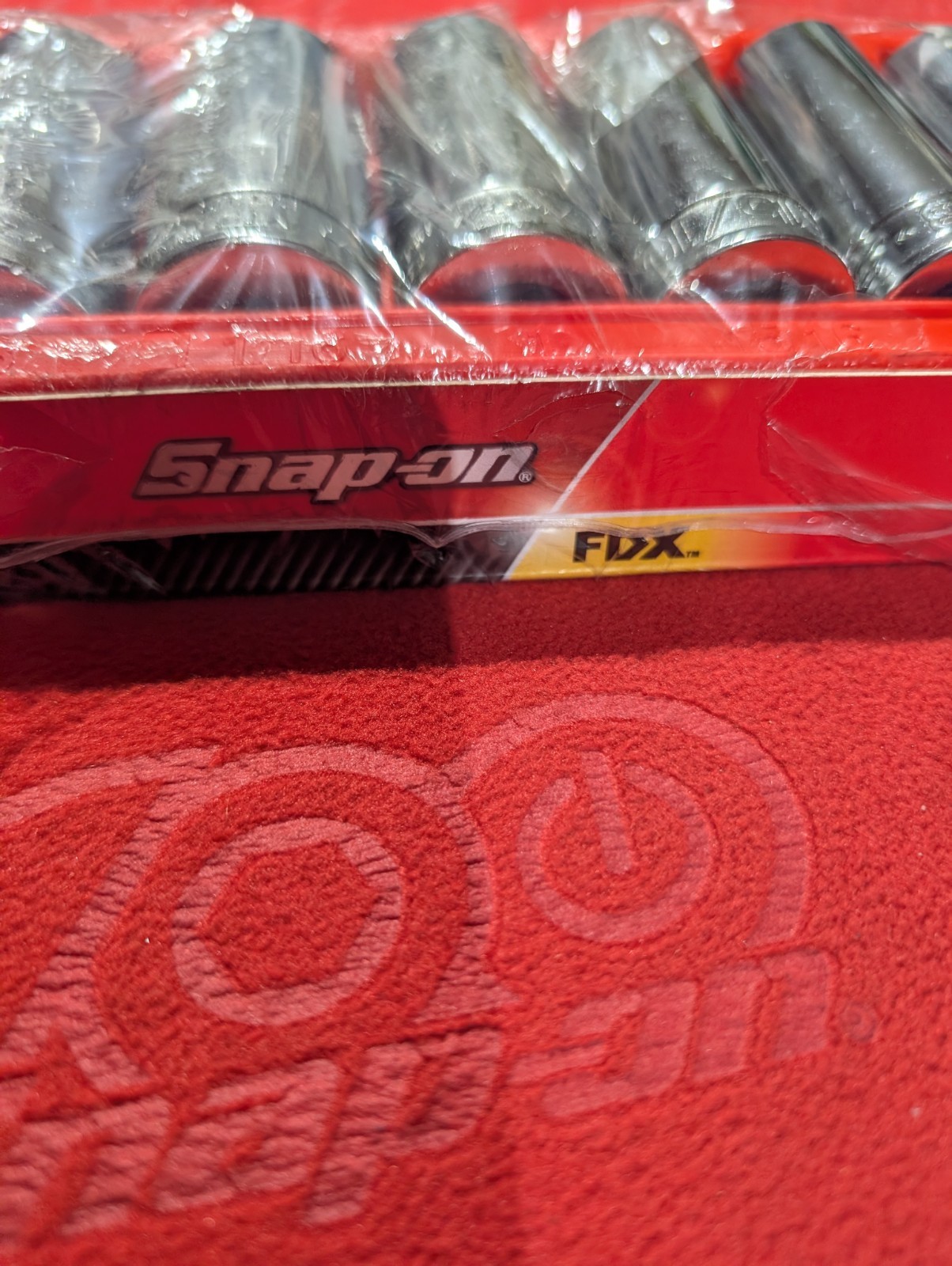Snap-on™ BRAND NEW 13pc 1/2″ Dr SAE 3/8- 1.1/8″ 6-pt FDX Deep Socket Set 313YTSY