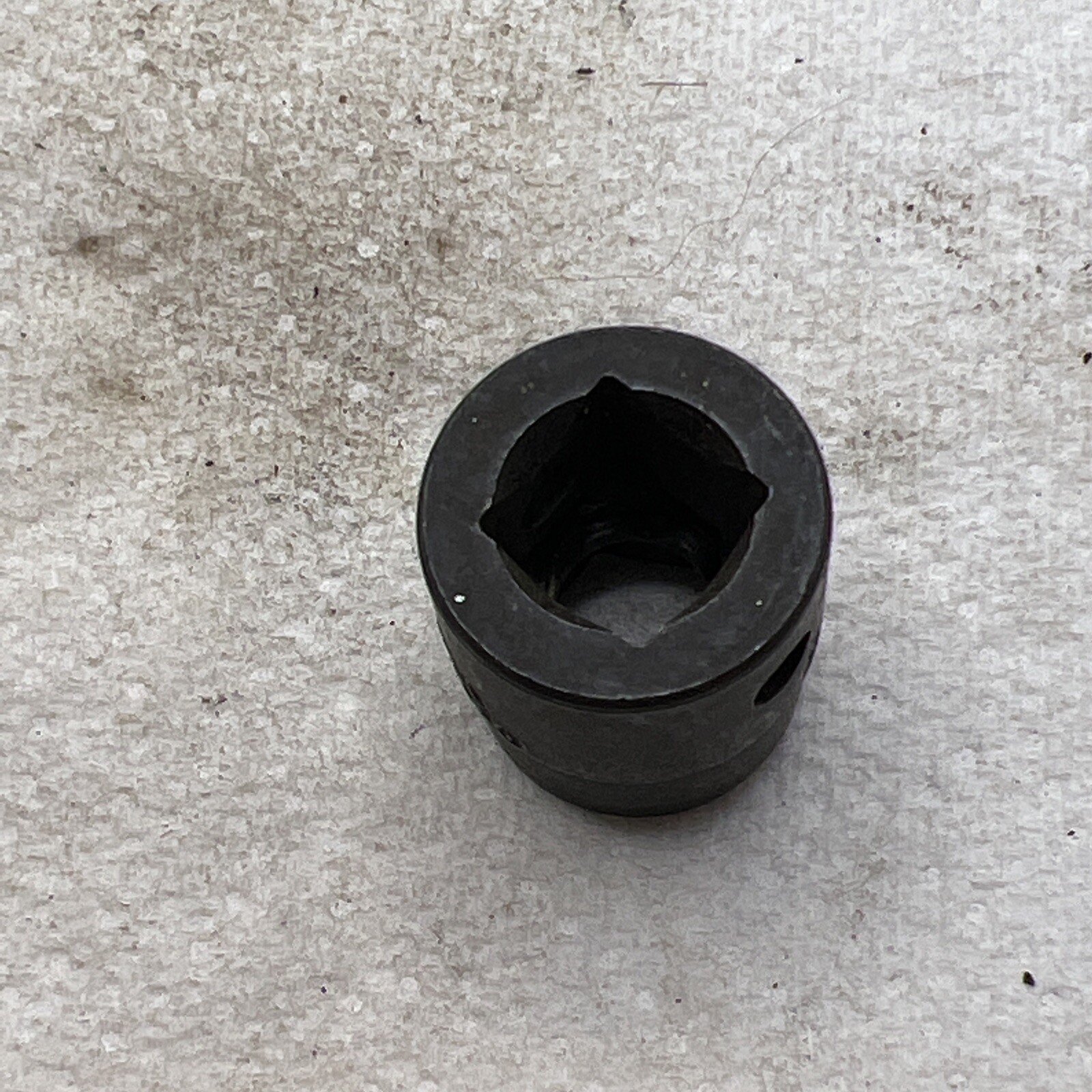 Snap-on Tools USA 3/8″ Drive 7/16″ 6pt Impact Socket for Self-Tap Screws FIM140