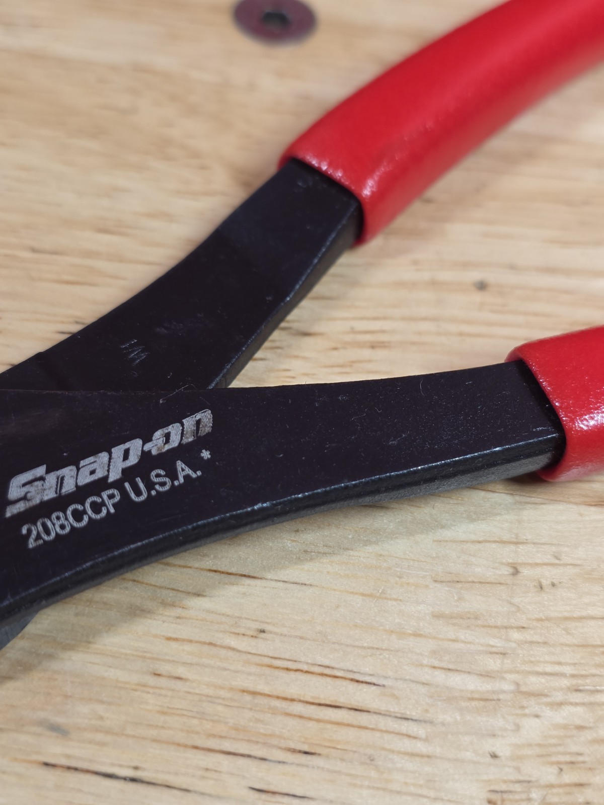 Snap-on Tools 208CCP RED Grip Angle Nose Battery Terminal Pliers LIGHTLY USED