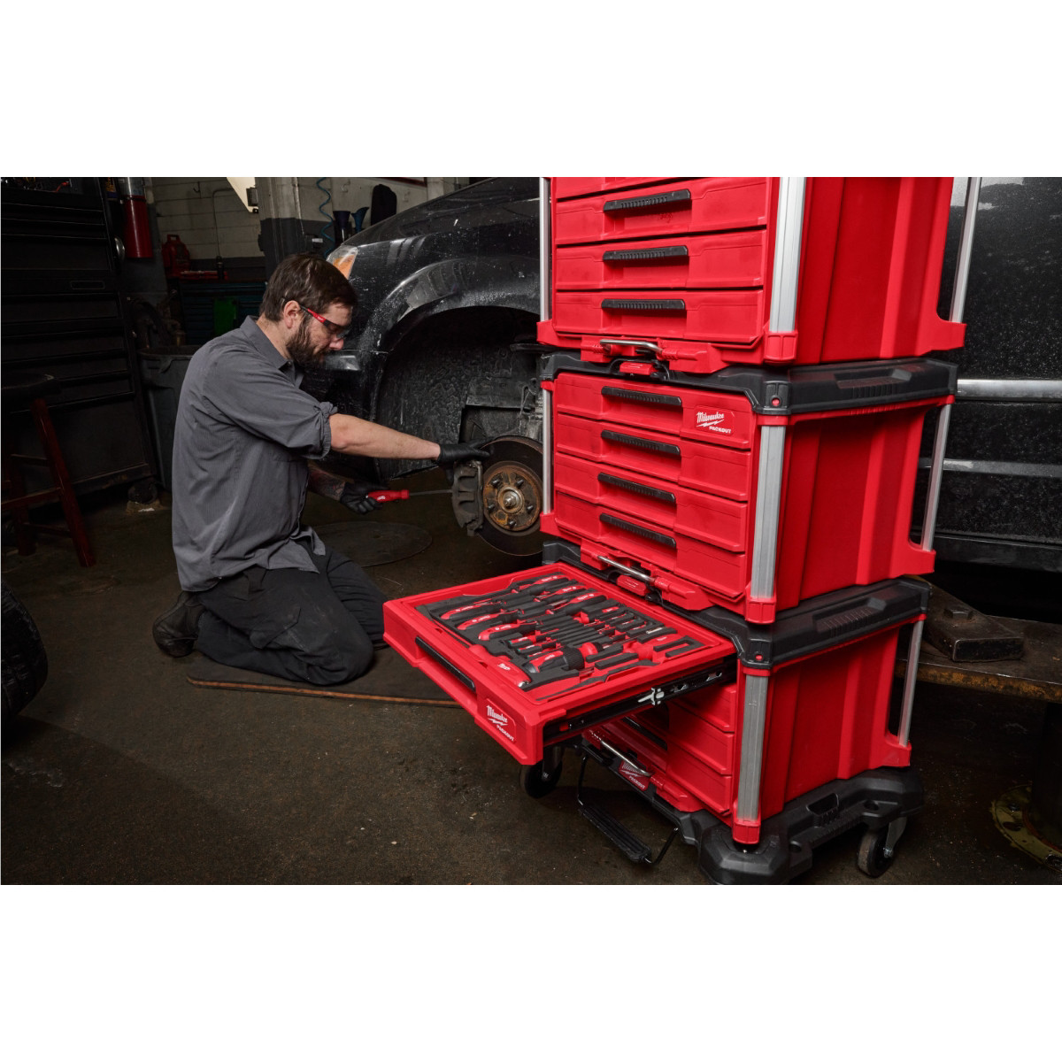 Milwaukee Tool 366 Piece Master Mechanics Hand Tool Set with PACKOUT Drawers and