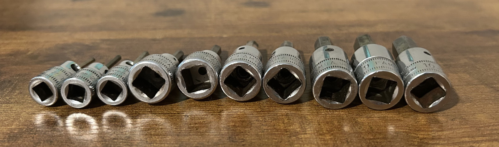 Snap-on 10 pc Combination Drive Metric Standard Hex Bit Socket Set (2-10 mm)