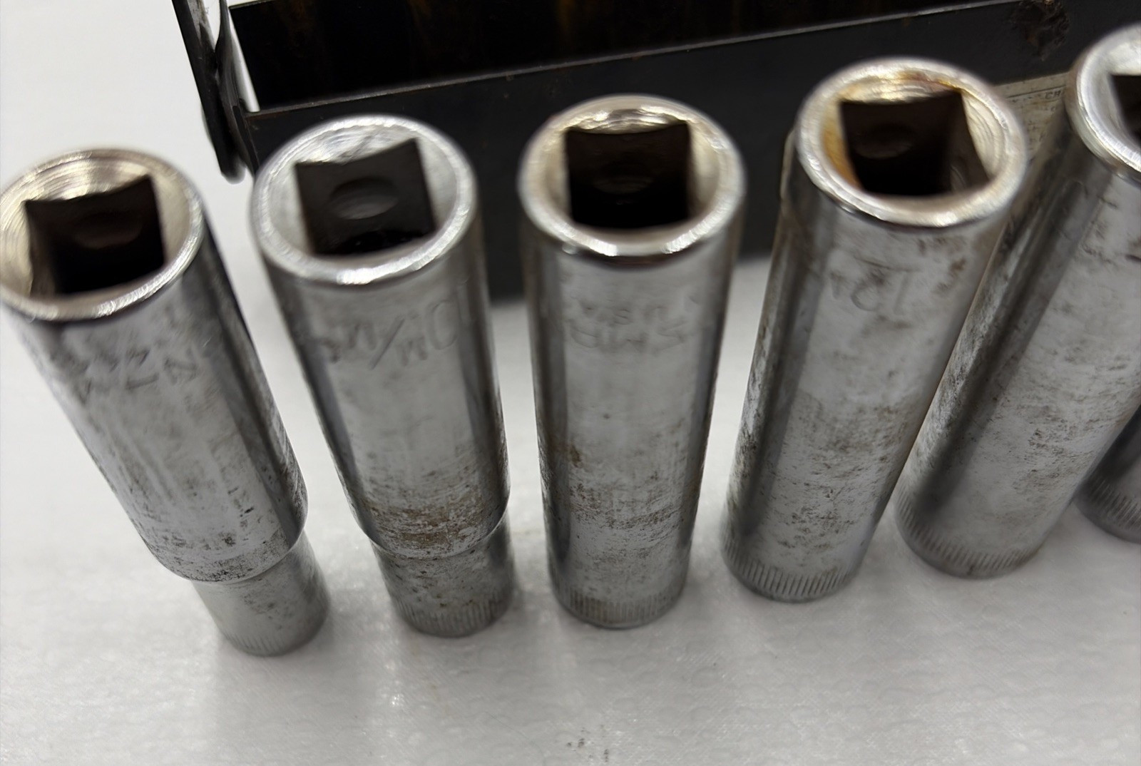 Craftsman 3/8″ Drive (9 Pc) Metric Deep Socket Set 9mm-19mm 6 Pt -V-