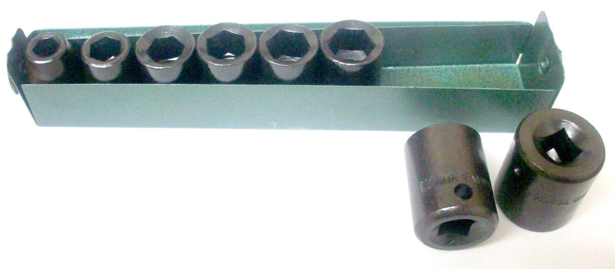Heavy Duty 9 Pieces Metric Impact Sockets Set with Metal Carry Case – 3/8″ Drive