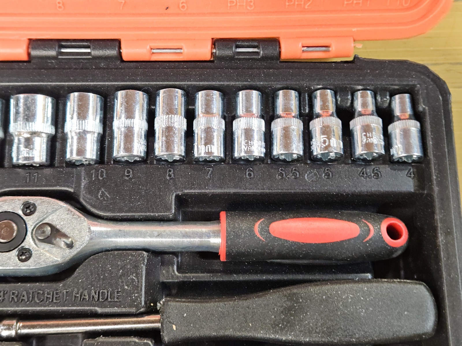 METRIC SOCKET SET 1/4″ DRIVE. BRAND NEW.