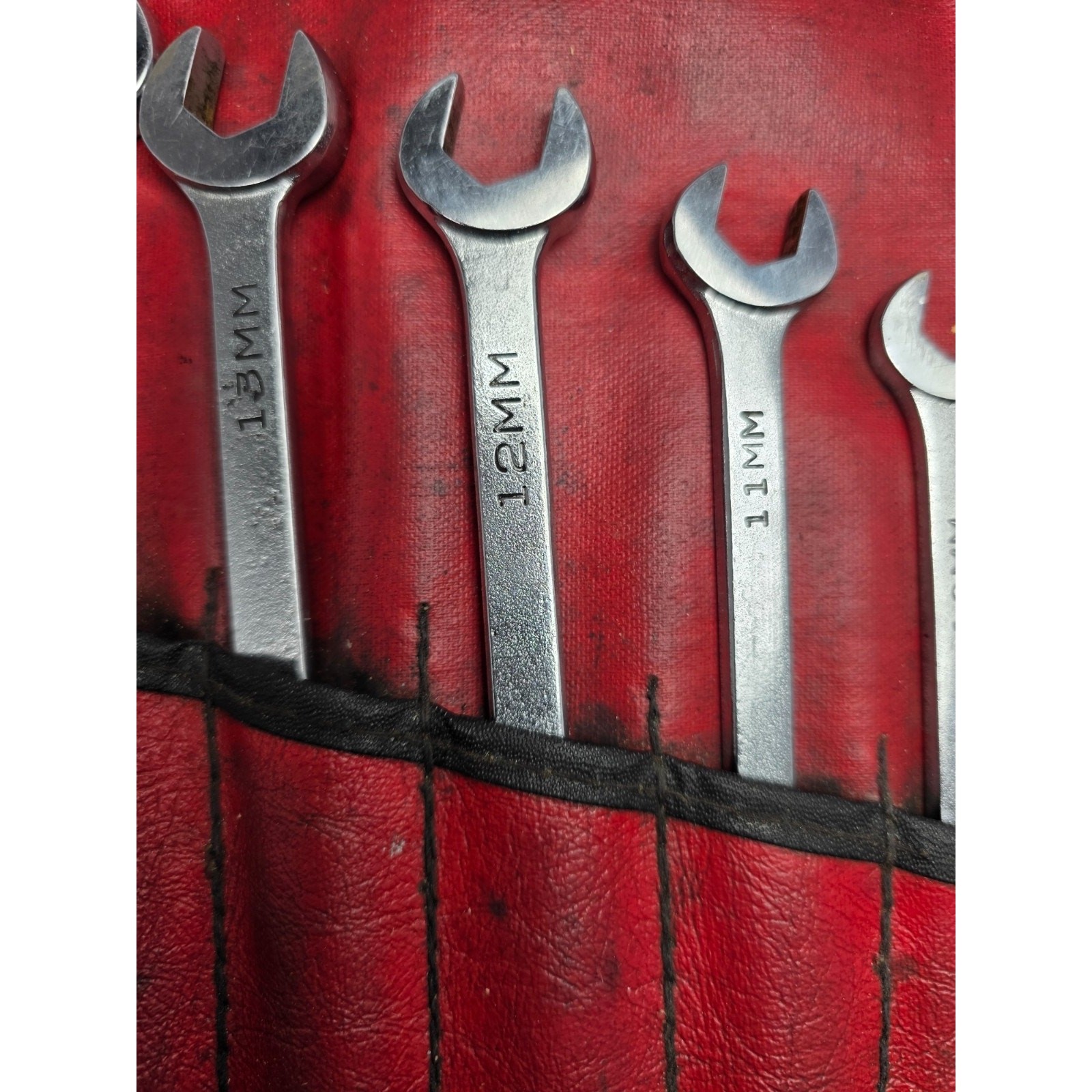 Vintage Mac Tools SML10K Metric Wrench Set Textured Matte USA Made Roll Pouch