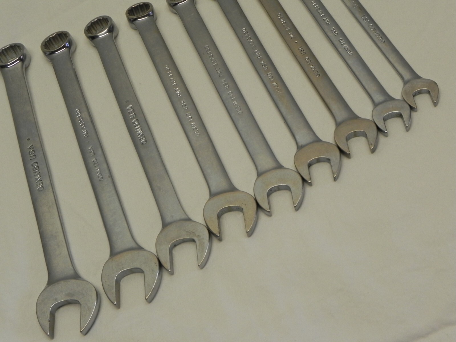 Snap-On 9 Piece 12-Point Metric Flank Drive Combination Wrench Set (10mm-18mm)