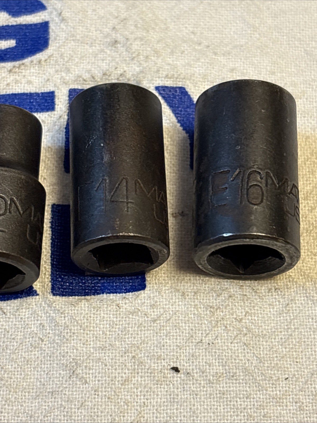 Matco Tools USA 1/4″ & 3/8″ Drive 8pc Inverted Torx Socket Set w/ Matco rail