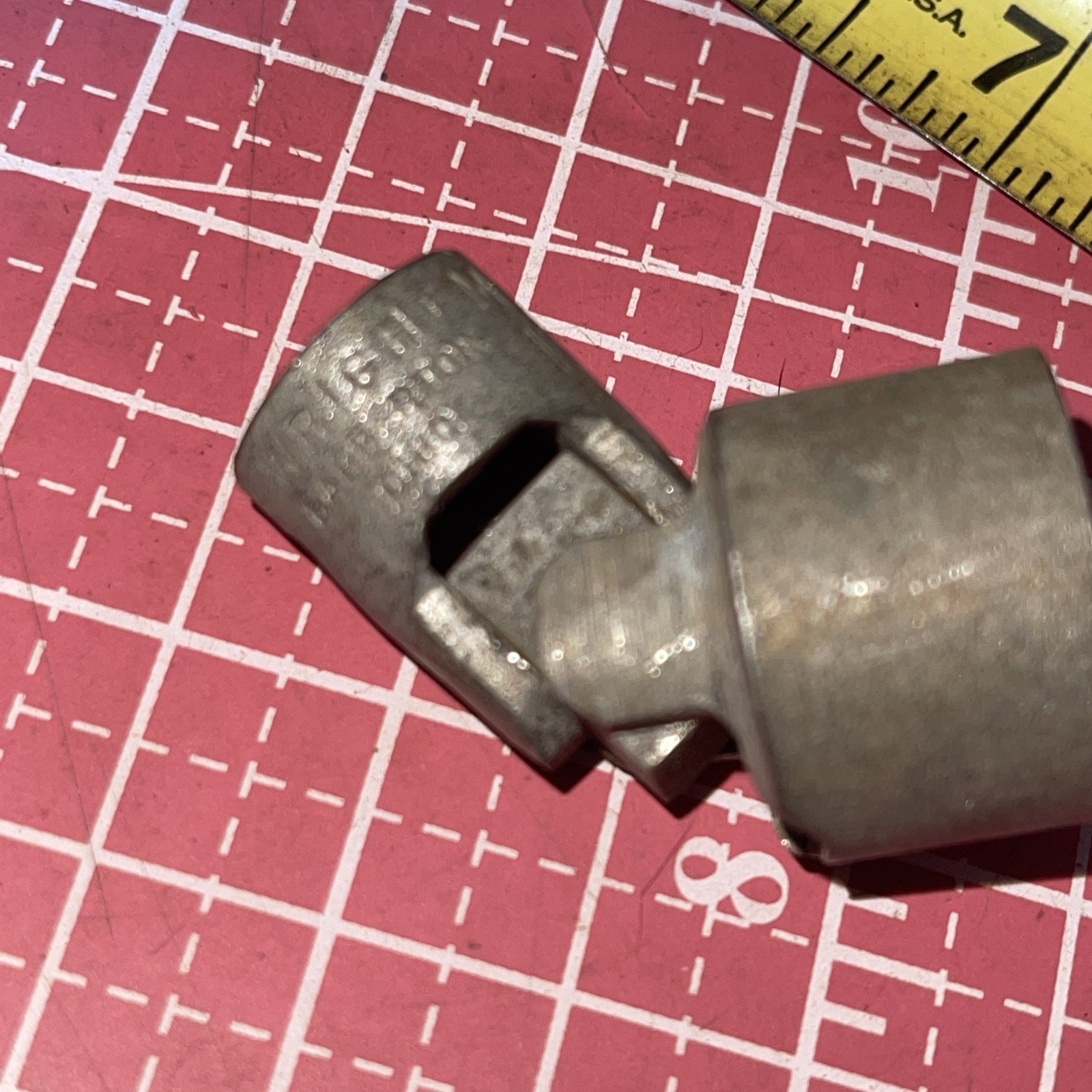 Vintage Wright USA MU56 11/16 In SAE 3/8 drive 12 Point Swivel Wobble socket